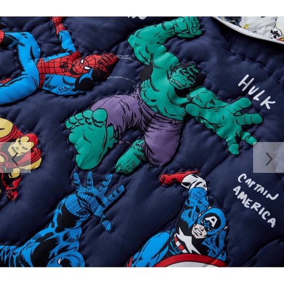 NEW Marvel Comics Pottery Barn Kids Sleeping Bag & Glow Pillowcase - Picture 2 of 5
